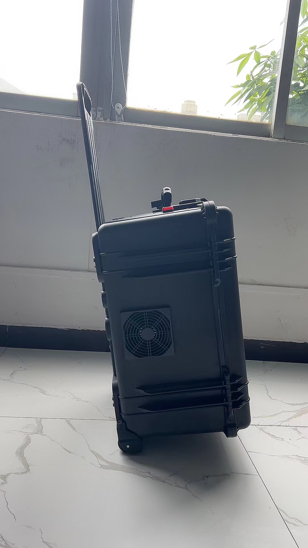 歙县手拉箱型移动通信干扰器